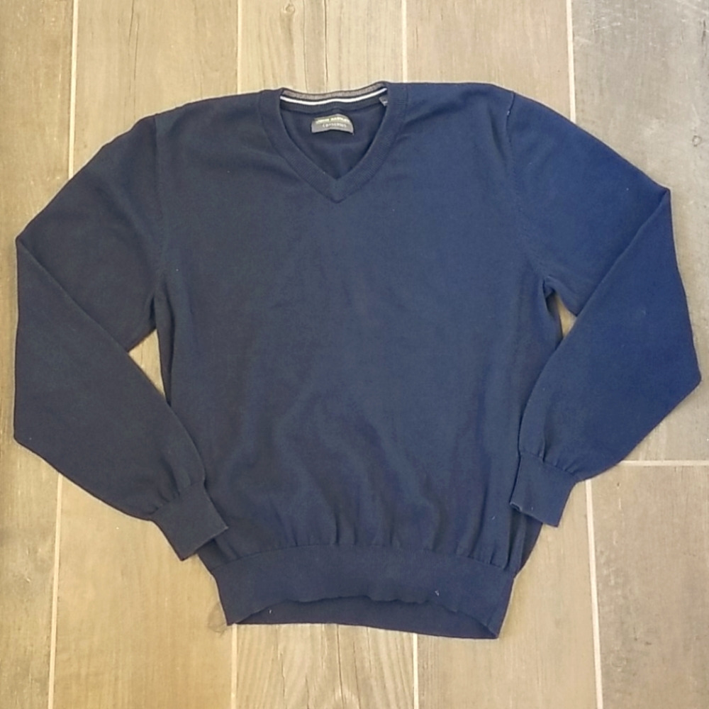 Long sleeve light sweater